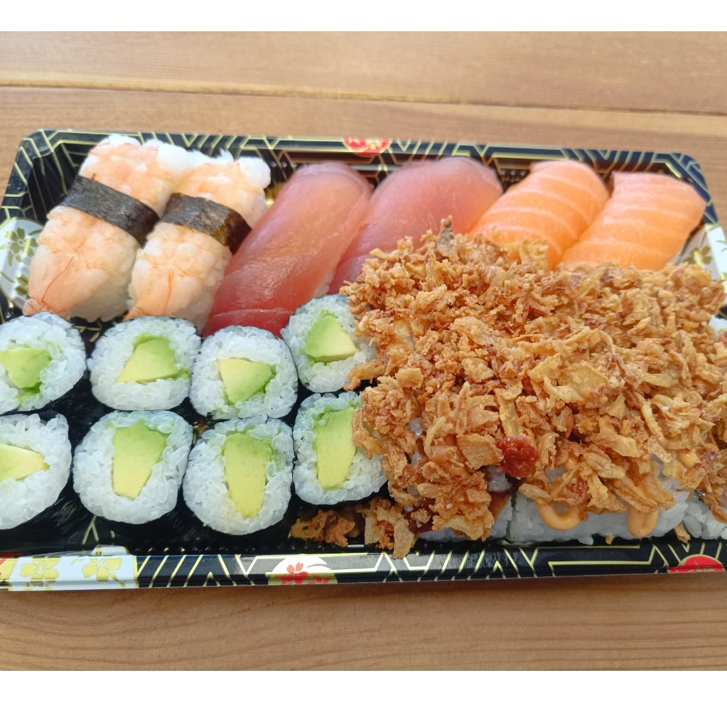 754. Large Assorted Set  (22 Pieces)