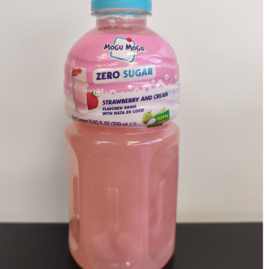 Mogu Mogu Strawberry and Cream Drink  Flavoured Drink 320ml