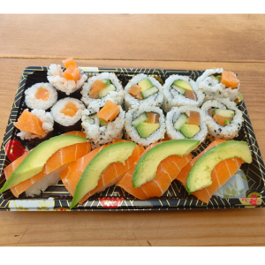 388. VEGAN Salmon Sushi Set