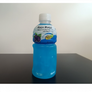 Mogu Mogu Blackcurrant Flavoured Drink 320ml